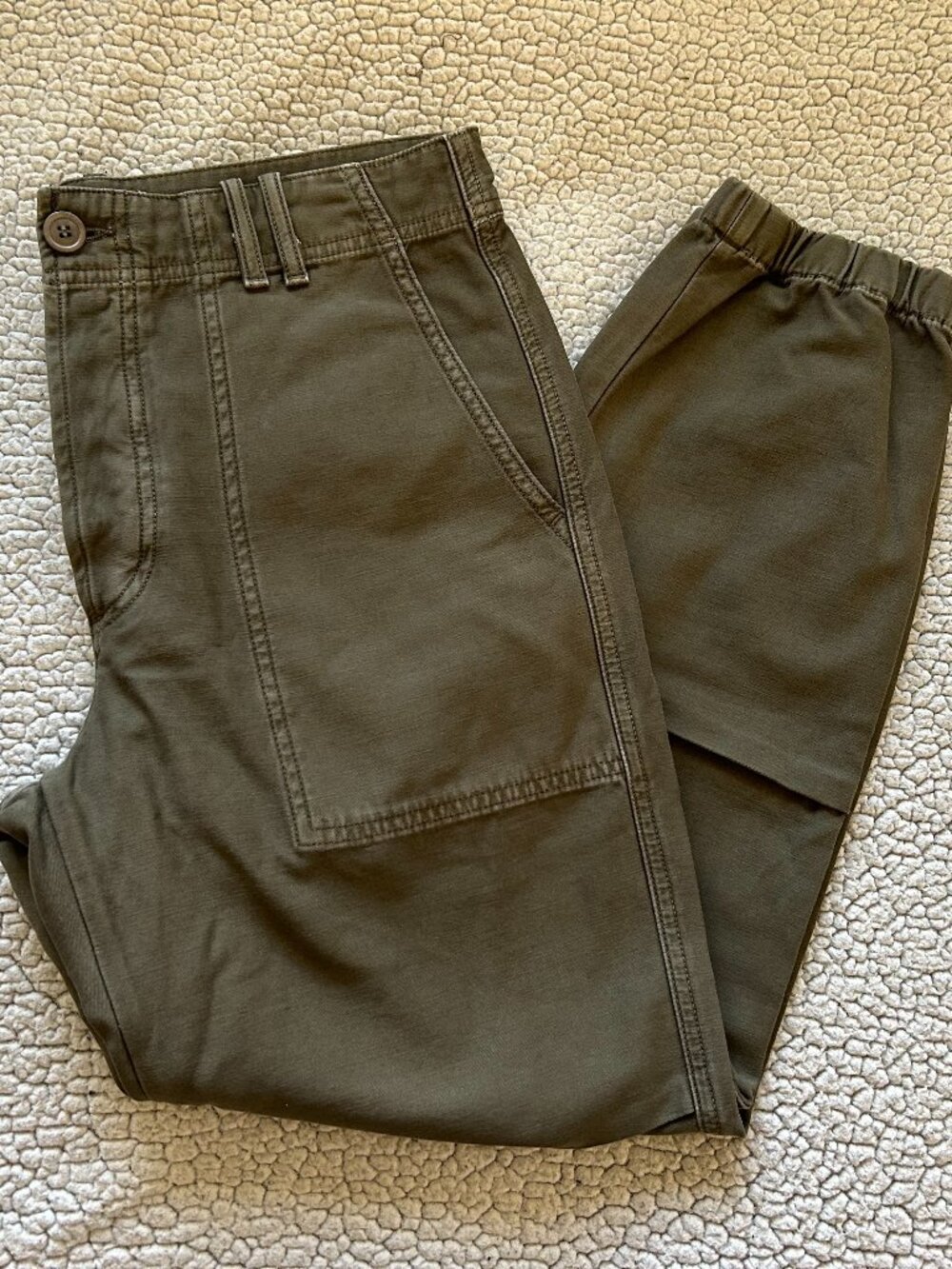 Citizens of Humanity - green jogger pants, size 27
